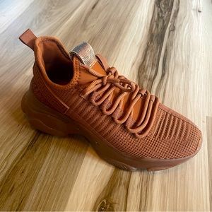Steve Madden Maxima Sneaker Brown 9M